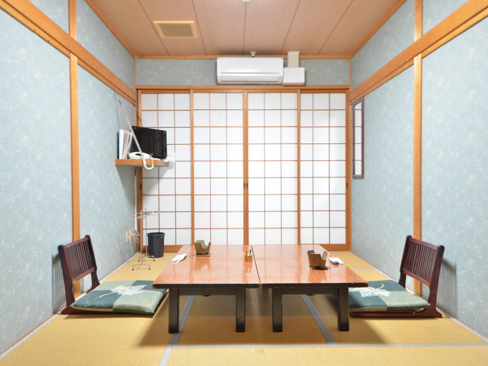 Japanese style room (7.5 tatami mat without bath toilet)